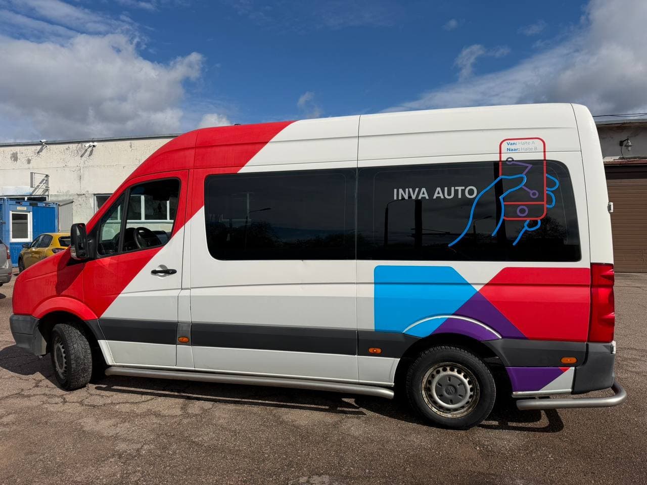 Volkswagen Crafter ratastoolitranspordi välisvaade